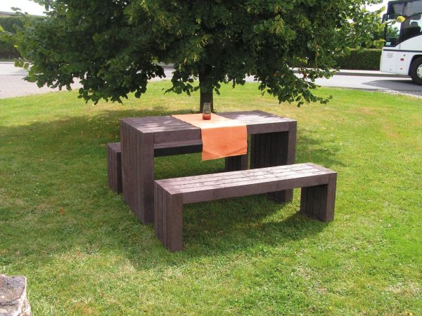 Picknicktisch in braun CALERO gradlinig und modern