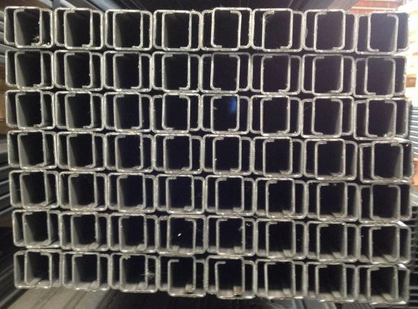 Edelstahl-Stahlprofile | C 7 / 12 / 28 / 12 / 7 x 2,0 mm